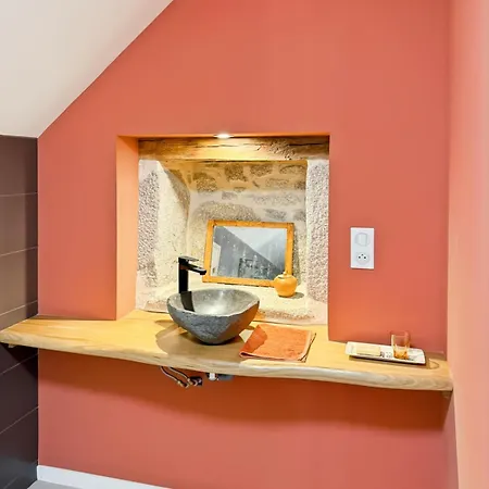 Holiday home La Grange Des Copains Du Cantal 6 Pers *