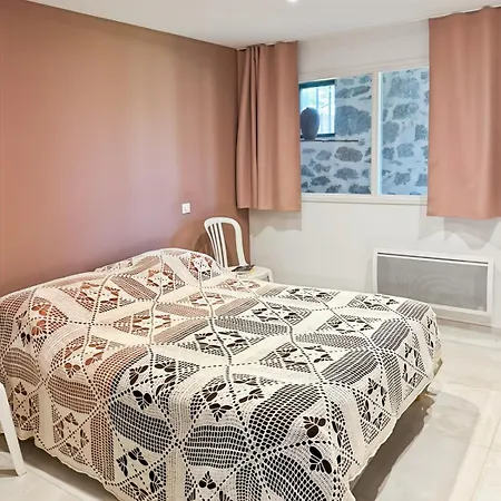Holiday home La Grange Des Copains Du Cantal 6 Pers