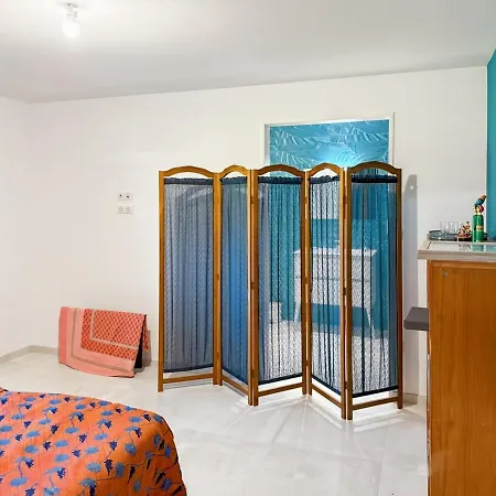 La Grange Des Copains Du Cantal 6 Pers * Ladinhac