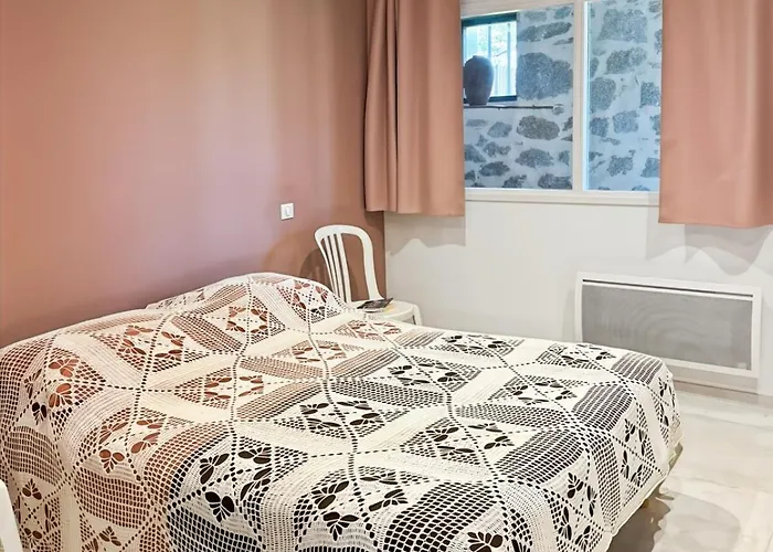 Holiday home La Grange Des Copains Du Cantal 6 Pers